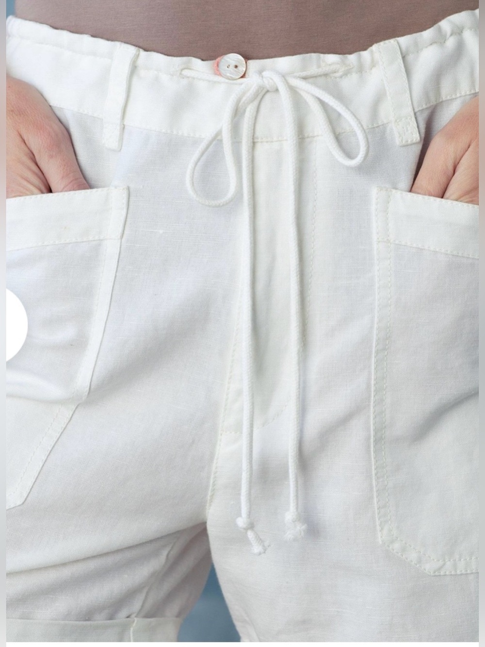 Sundance Sea Level Shores in White. Medium. Cotton. POCKETS! NWT - Picture 3 of 8